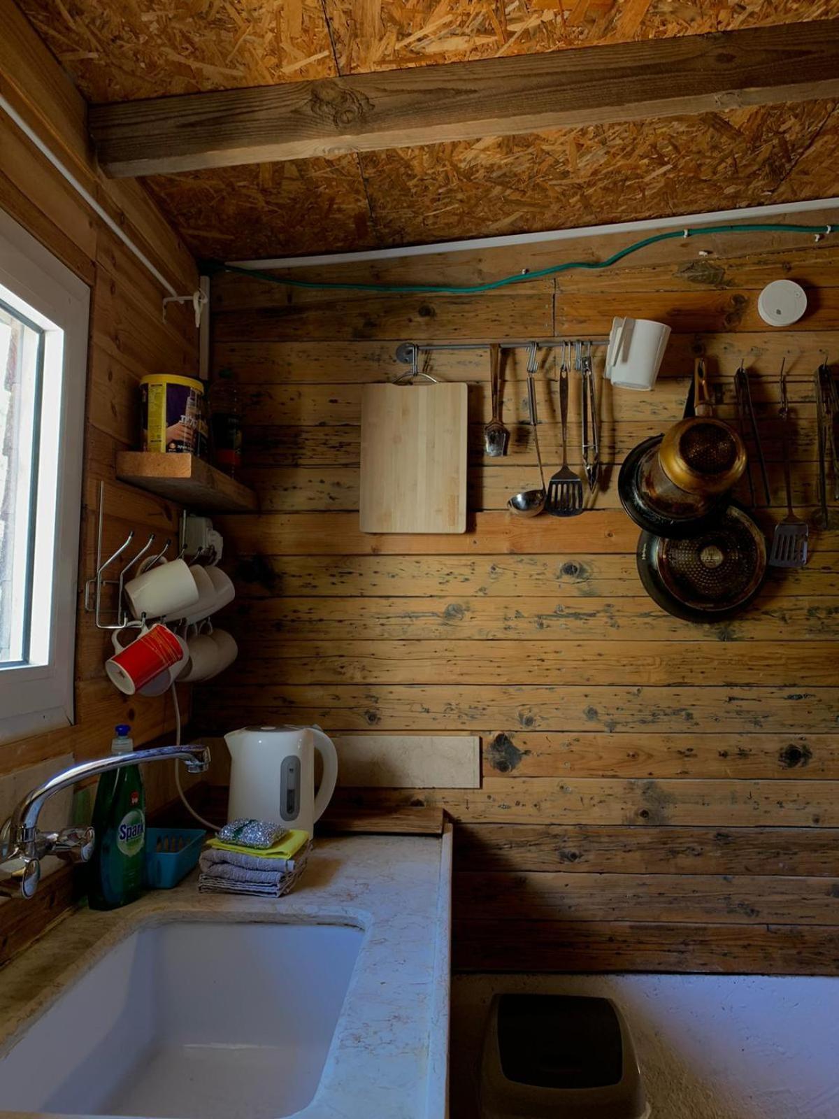 בקתת עץ בחורש במנות - דום גיאודזי - Wooden Cabin In Manot Zewnętrze zdjęcie